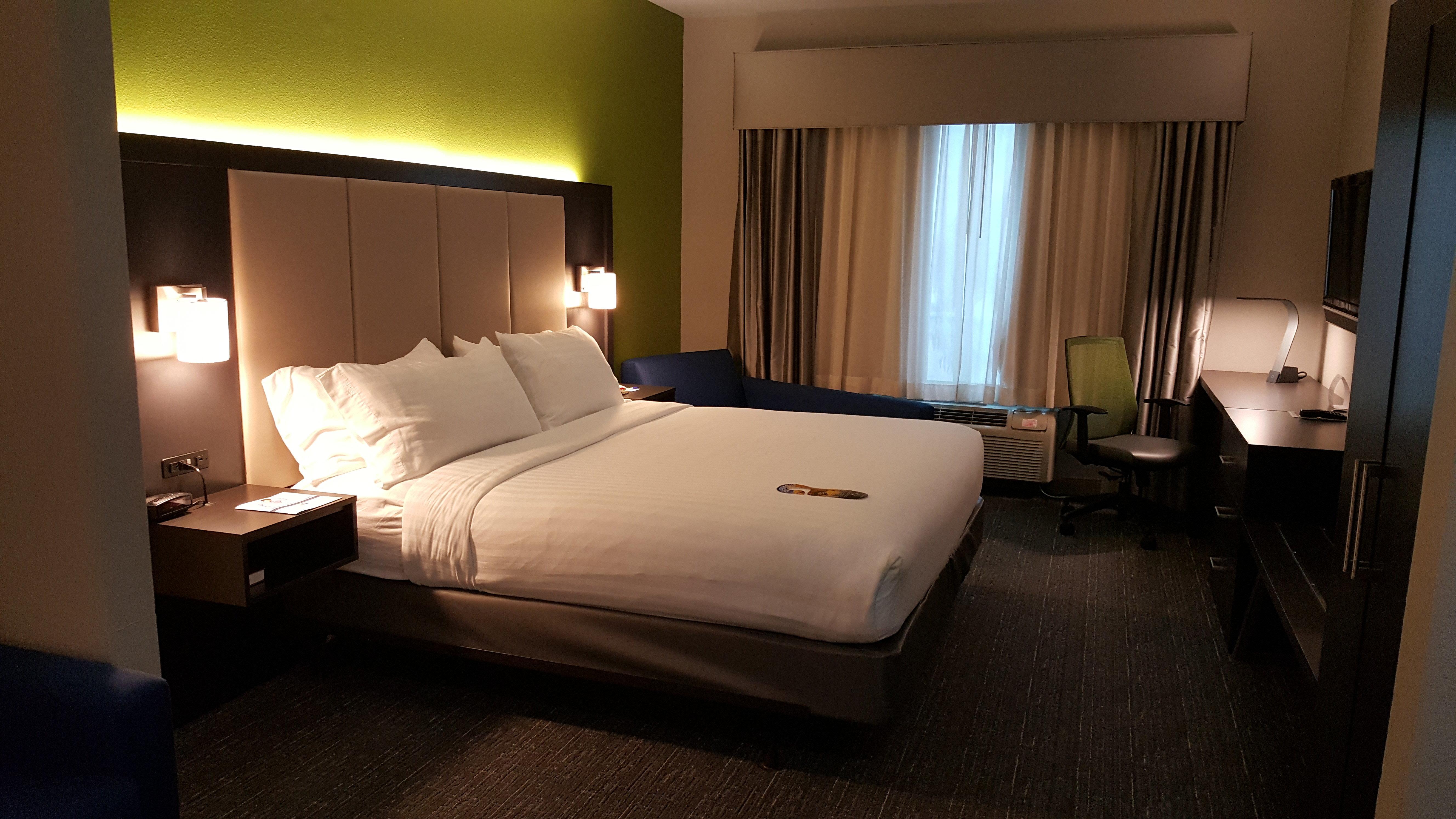 Holiday Inn Express Pearland By Ihg מראה חיצוני תמונה