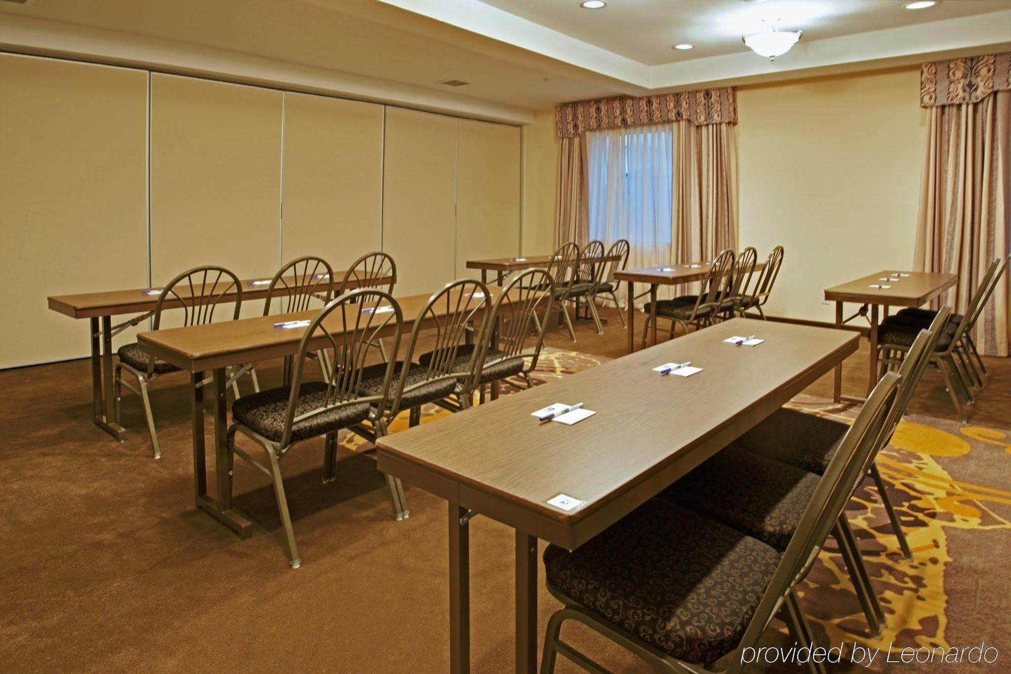 Holiday Inn Express Pearland By Ihg מתקנים תמונה